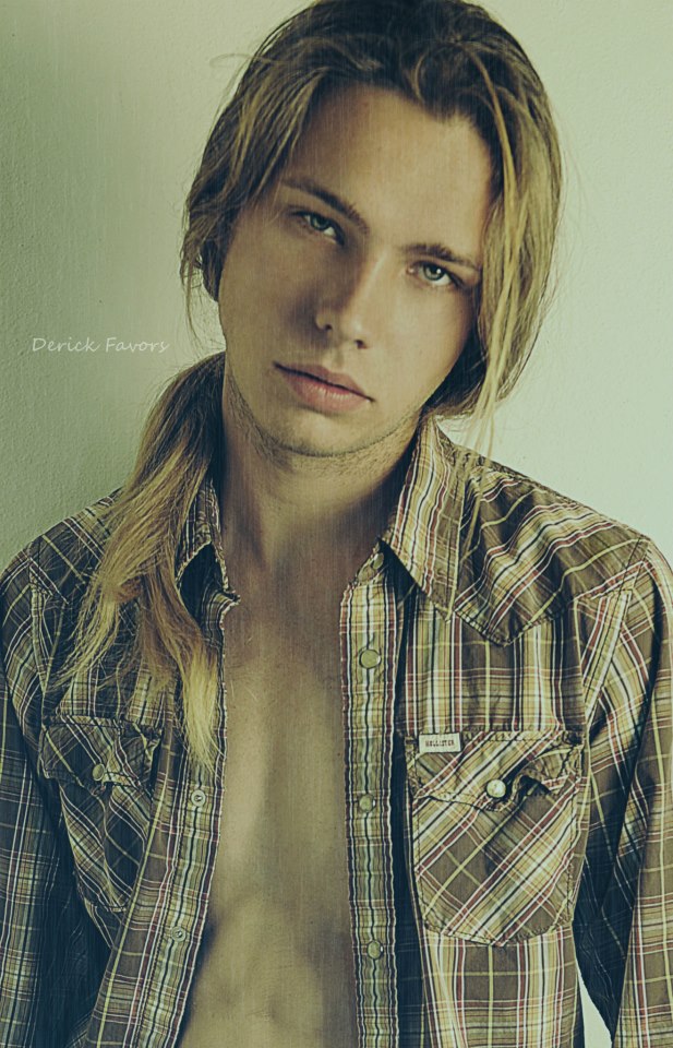 Male model photo shoot of DerickFavorsPhotography and Darren Corbin