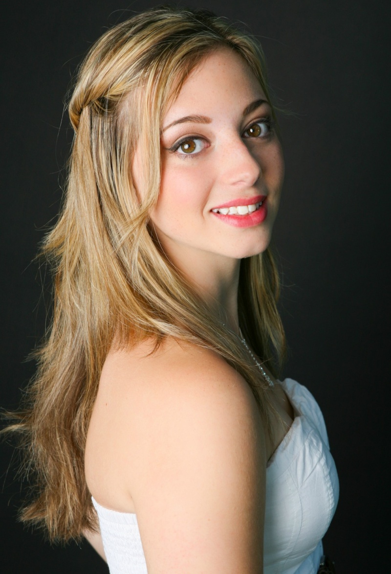 Female model photo shoot of ChloeAmelia in NumaModels