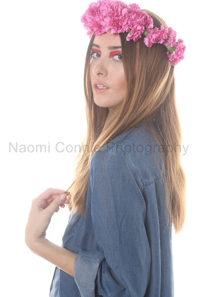 Female model photo shoot of Naomi Conny Photography
