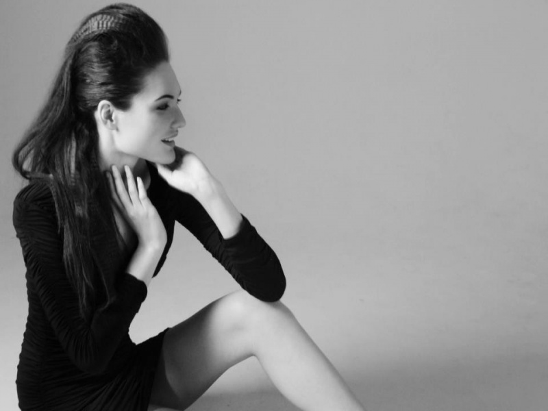 Female model photo shoot of Elina Ashimbayeva