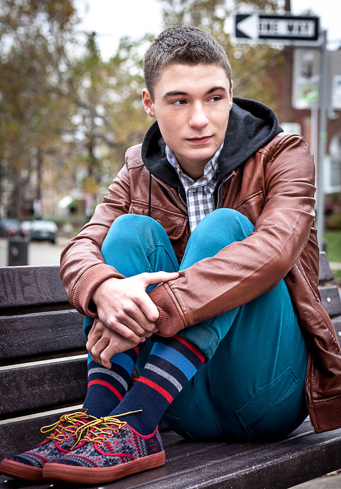 Male model photo shoot of Dustin Yonish