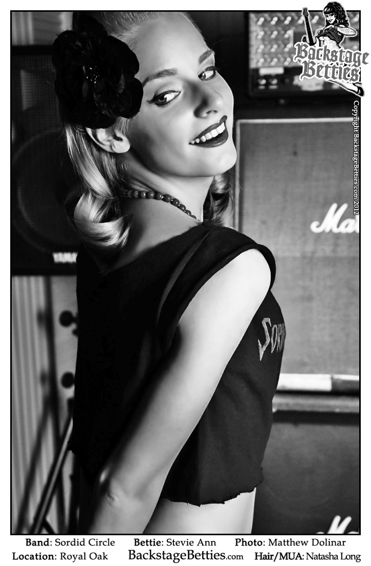 Female model photo shoot of Stevie_Ann by Matthew Dolinar