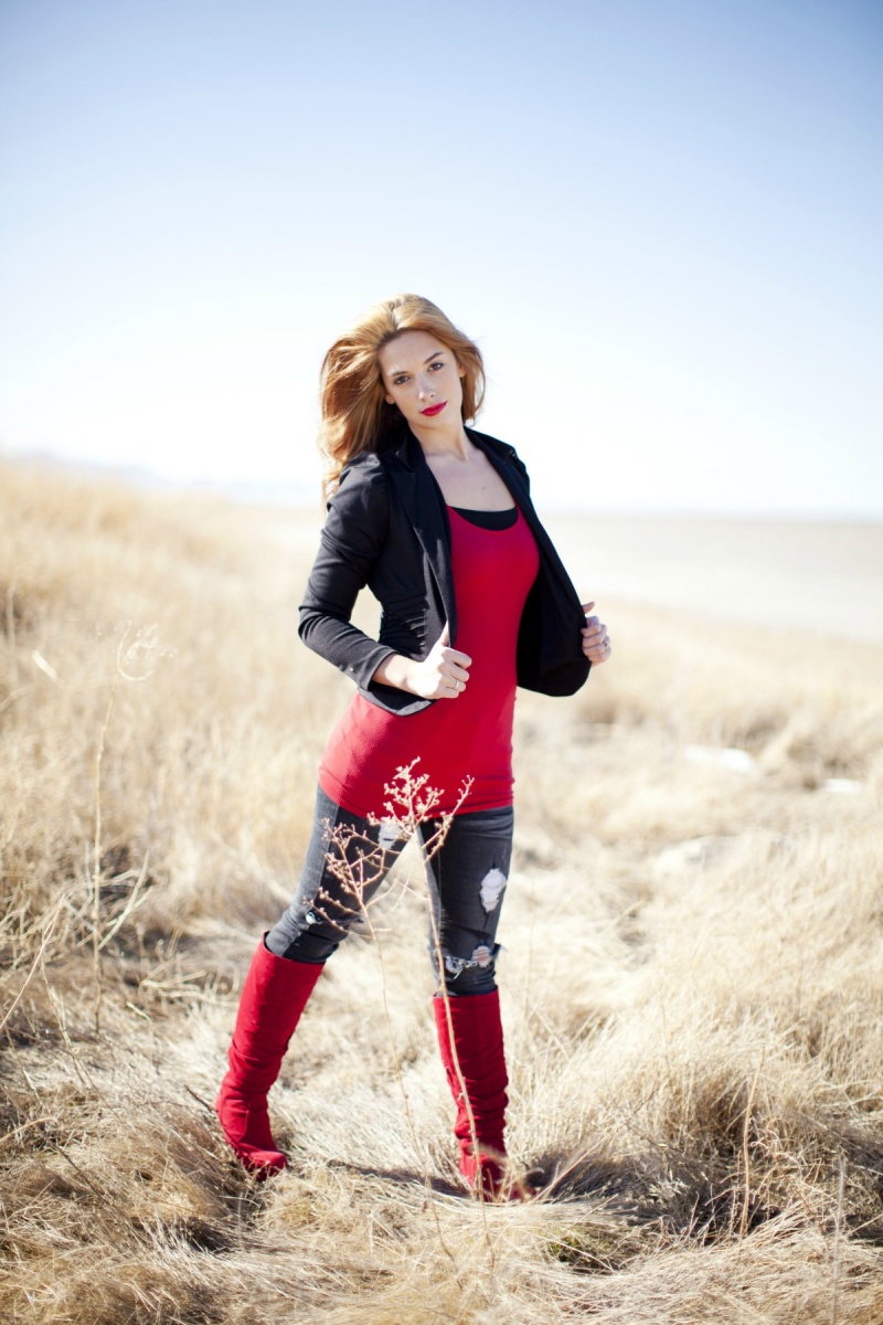 Female model photo shoot of WhittneyBarker in Salt Lake City, Utah