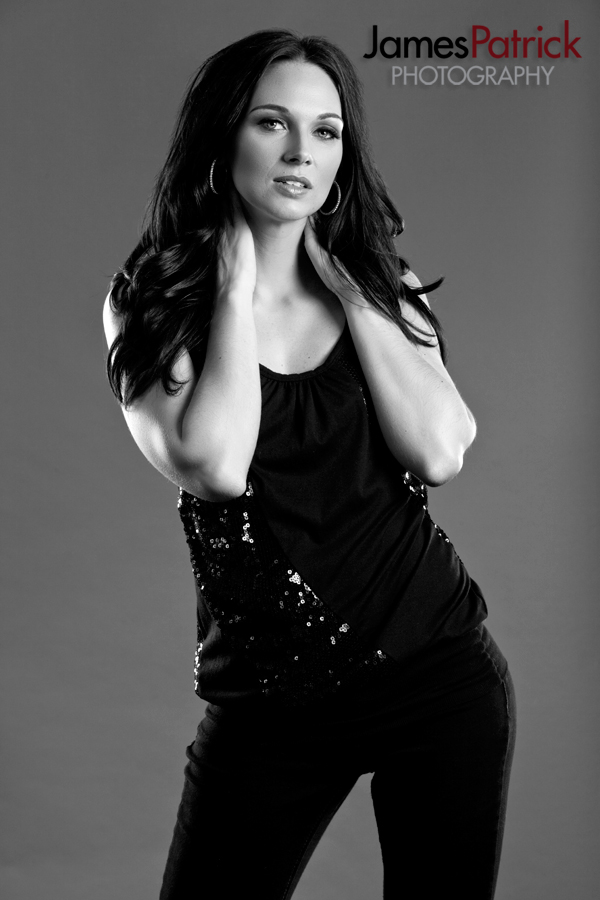Female model photo shoot of Mandy Wagner
