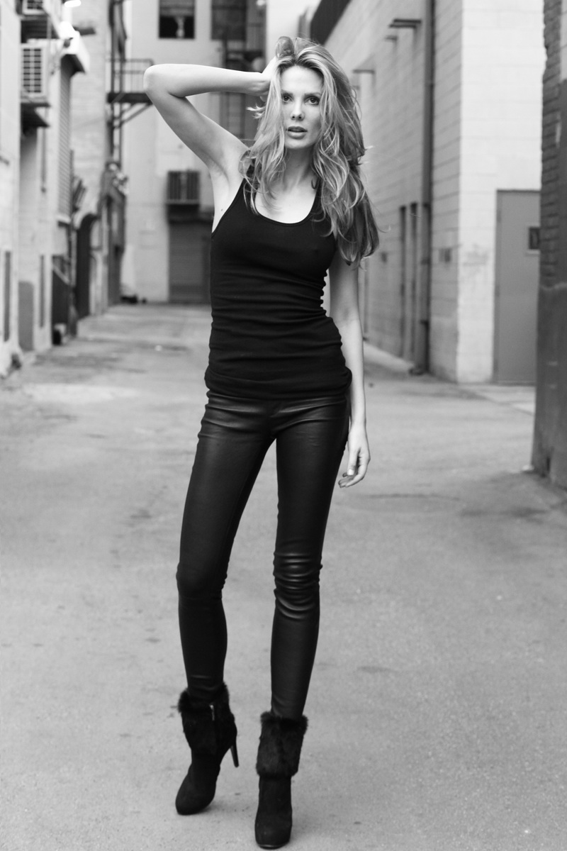 Female model photo shoot of Andrea Balov