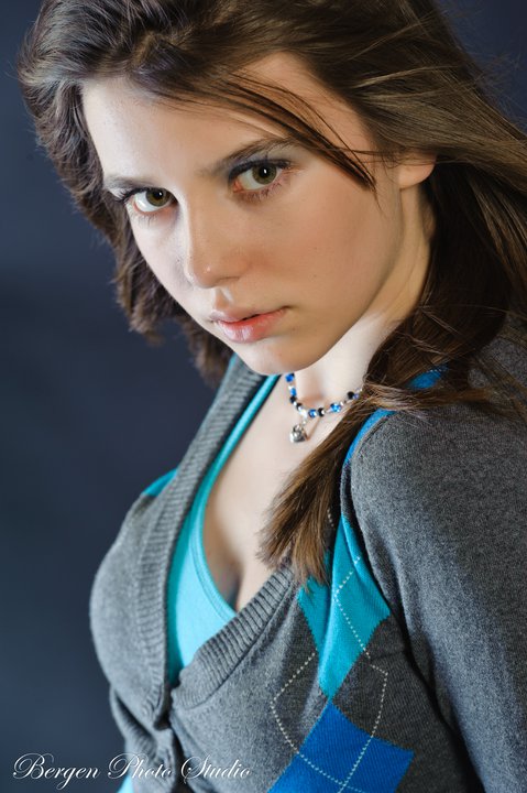 Female model photo shoot of 4Brisebois