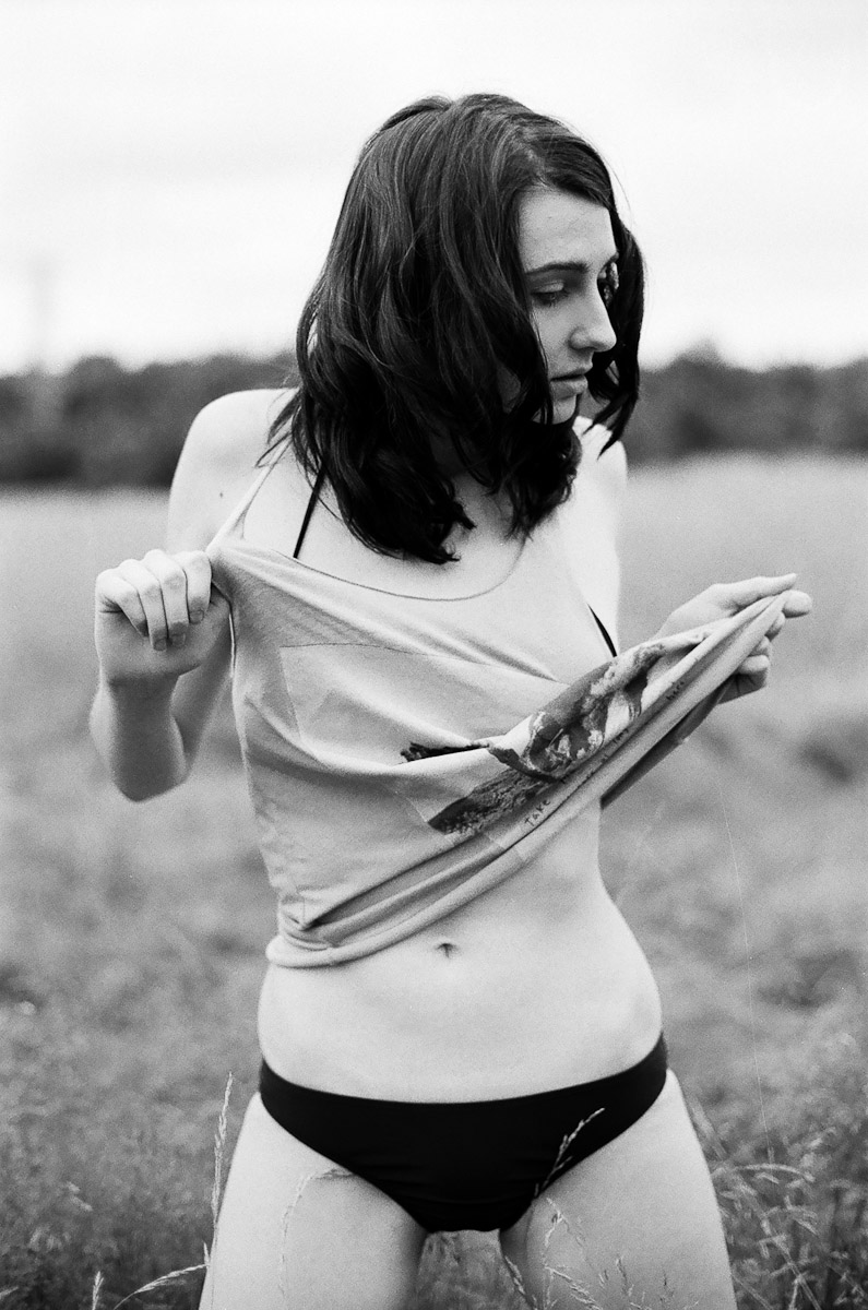 Female model photo shoot of Suzii Hele by Jon Duenas Photography in Portland, OR