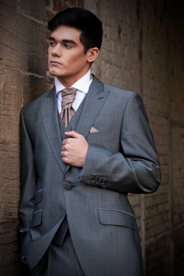 Male model photo shoot of Nicholas Chap