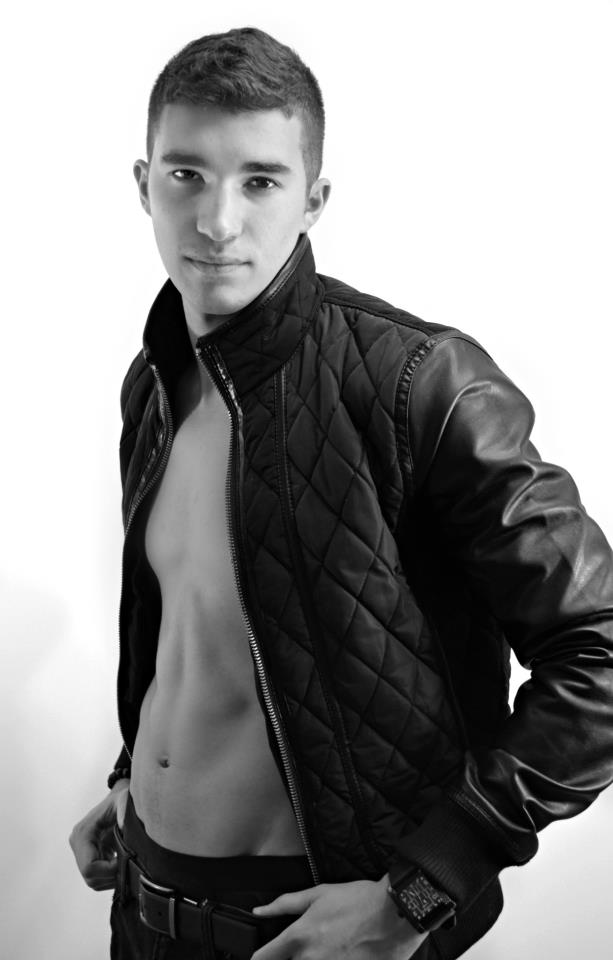 Male model photo shoot of Jason LaPenta