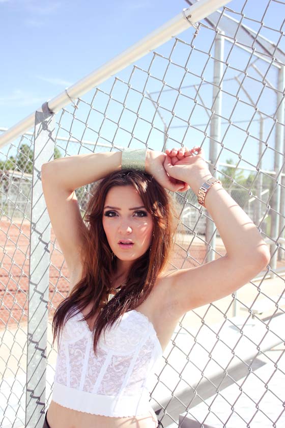 Female model photo shoot of Brittany Bartosiewicz