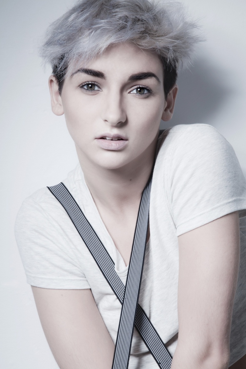 Female model photo shoot of Rina Deb