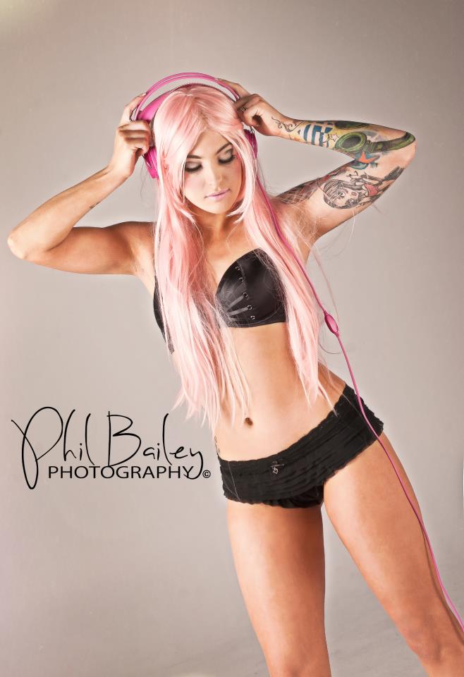 Female model photo shoot of Rachel Axis by Phil Bailey Photography