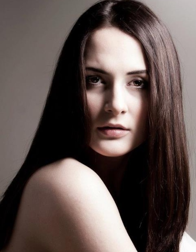 Female model photo shoot of Sandra Bolkowska