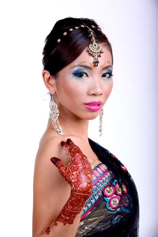 Female model photo shoot of Siti Nurul Hudah