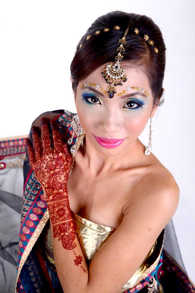 Female model photo shoot of Siti Nurul Hudah