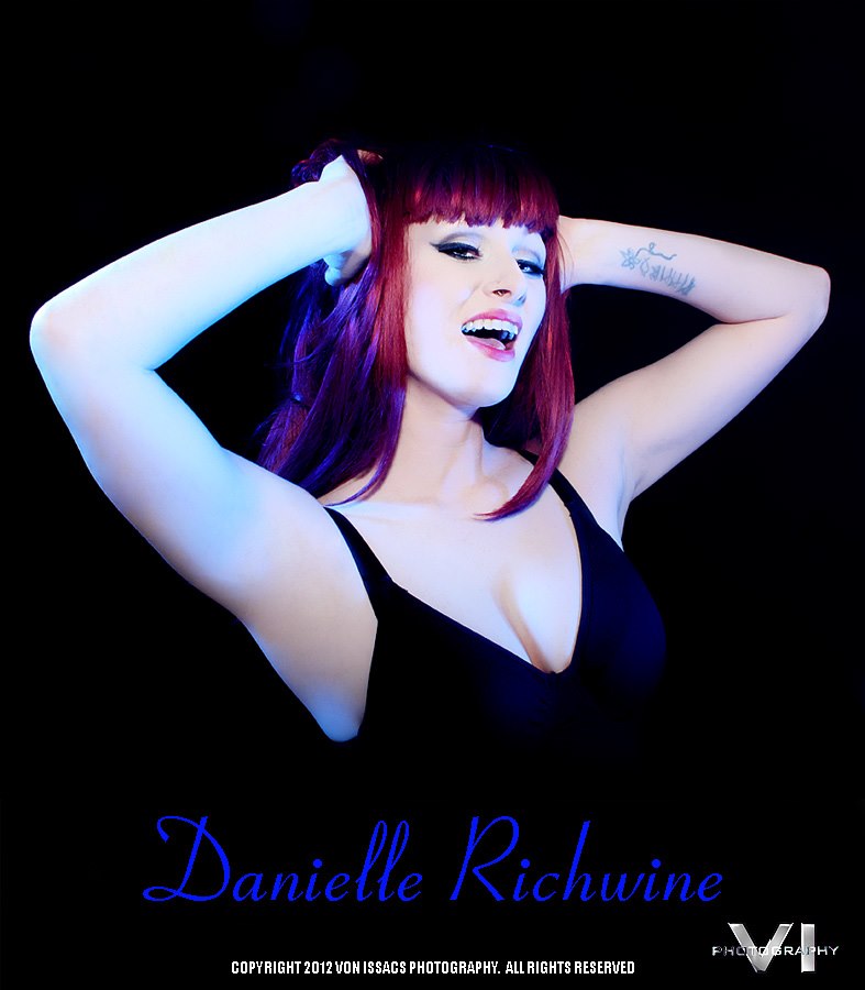 Female model photo shoot of danielle richwine