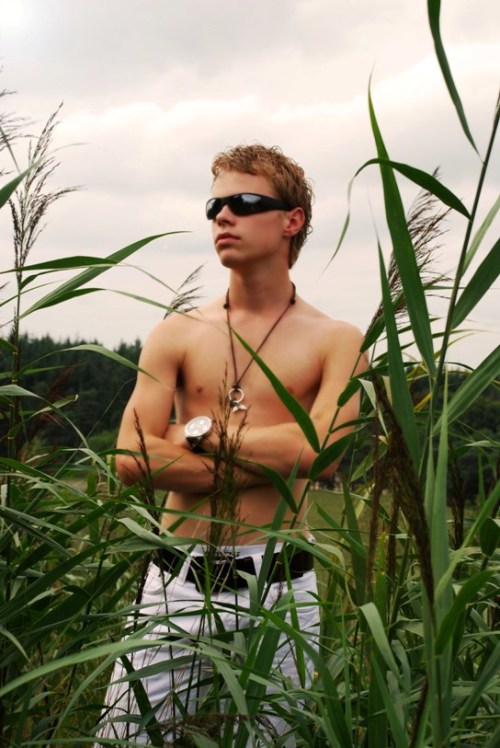 Male model photo shoot of Ruudje in Wekerom