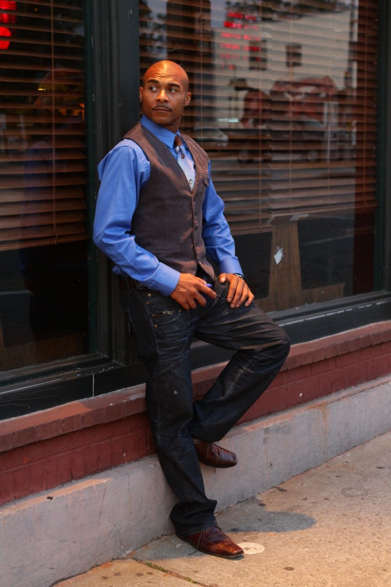 Male model photo shoot of Isaac Serrano in Atlanta, Ga