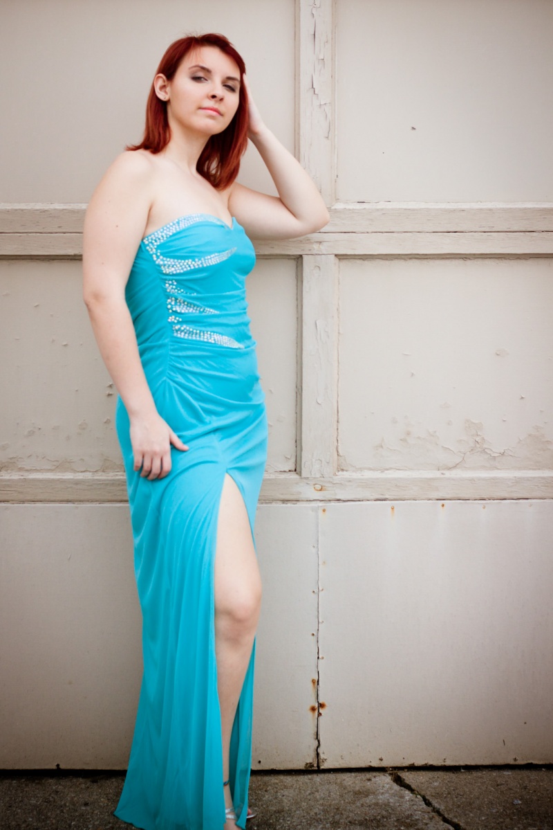 Female model photo shoot of Hypnotiq Miss Sarah by Broze PhotoGraphic