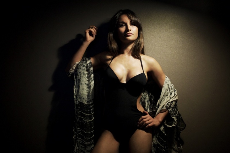 Female model photo shoot of Rachael Fernades