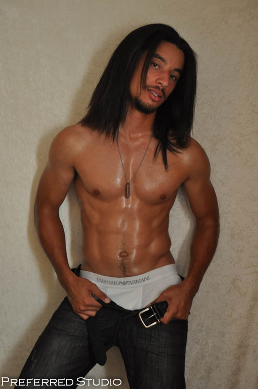 Male model photo shoot of 4141