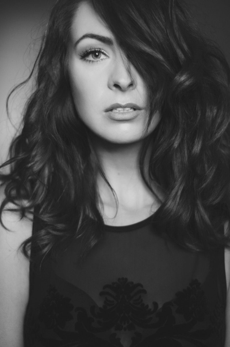Female model photo shoot of Laura Macfarlane