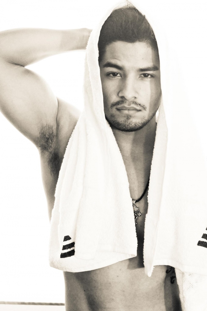 Male model photo shoot of Ronald Ortez by Eric Ganison Photo in Hotel