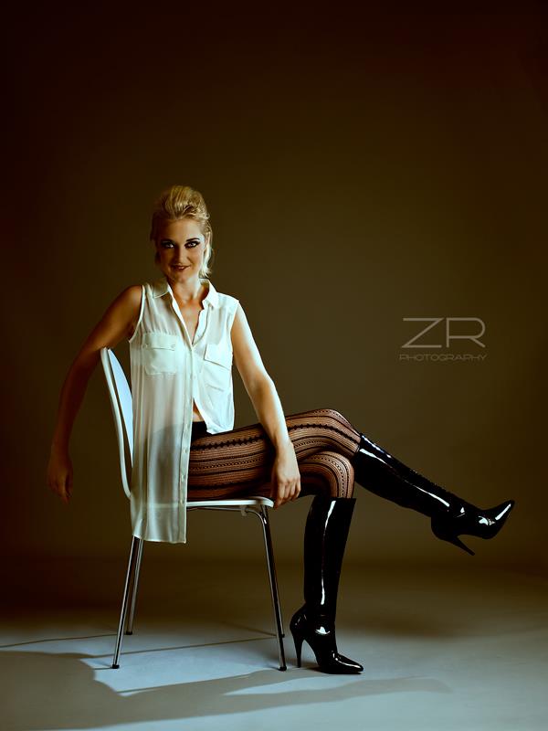 Female model photo shoot of Sarah Hardy by - zak - in ZR Photography, makeup by Miriam king