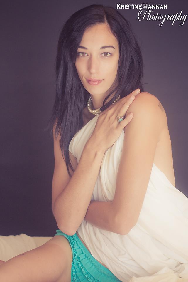 Female model photo shoot of trechiq