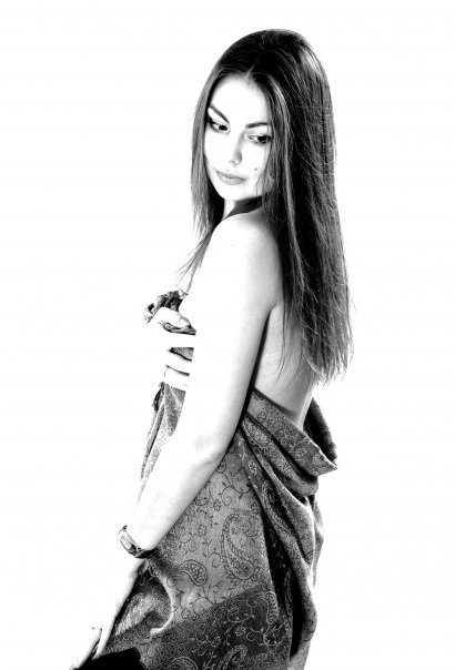 Female model photo shoot of Anna Vas