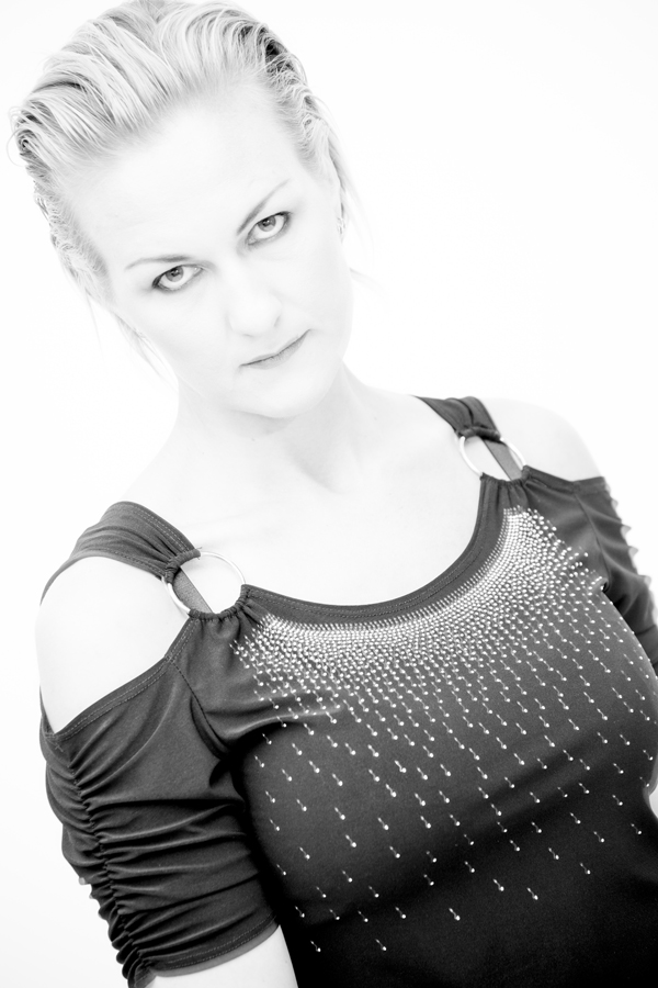 Female model photo shoot of Lijana 