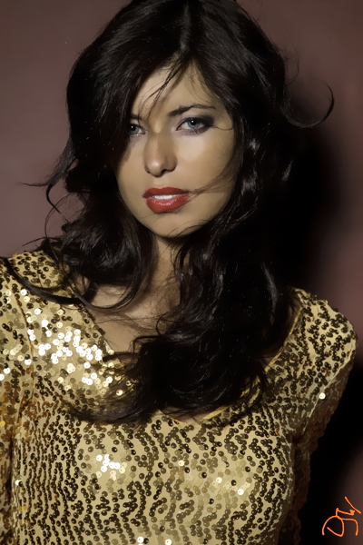 Female model photo shoot of Sasha Kroshka