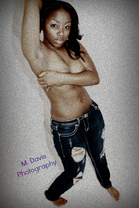 Female model photo shoot of Jaay Lynn