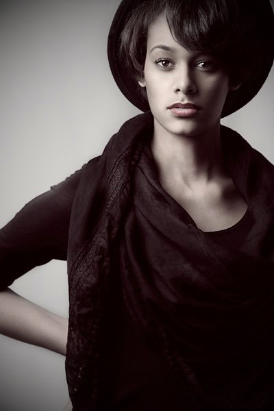 Male model photo shoot of Jonas Monge