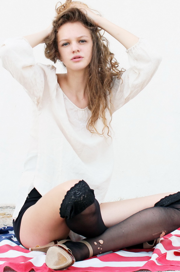 Female model photo shoot of Katarina T