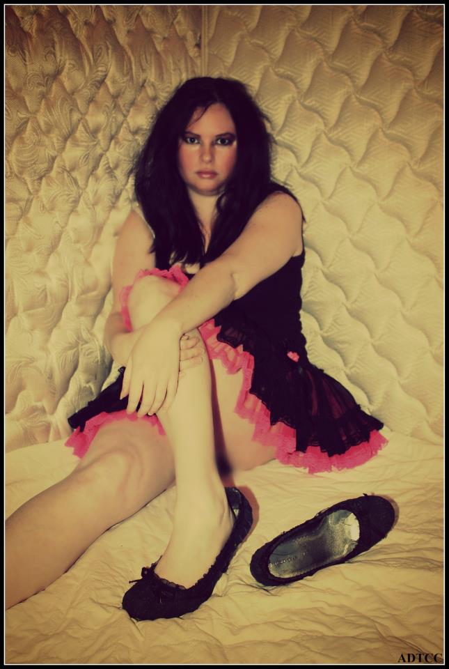 Female model photo shoot of Misty Layne
