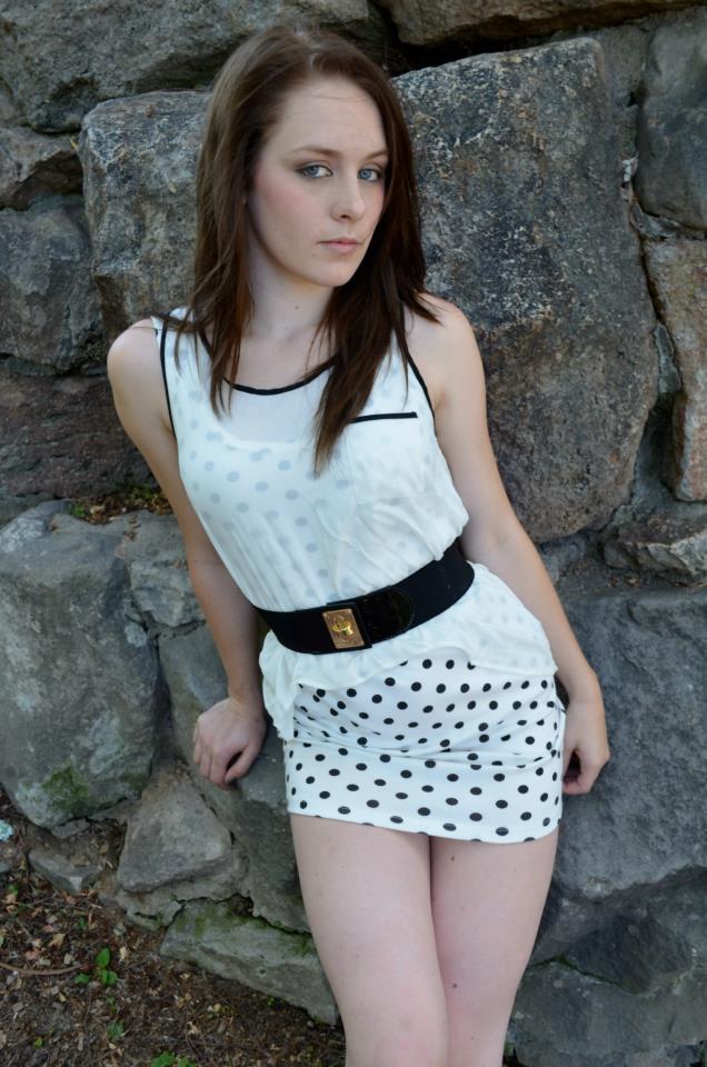 Female model photo shoot of Alexandra Morgan-Lee