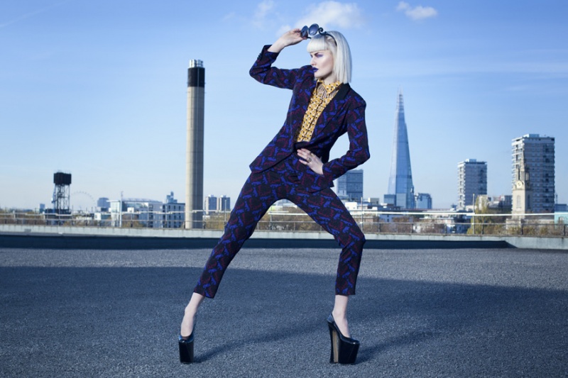 Female model photo shoot of Sarah Winton in London