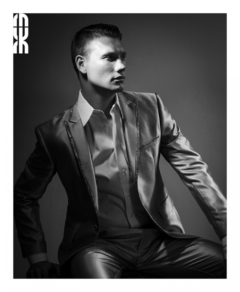Male model photo shoot of Mark William Mills