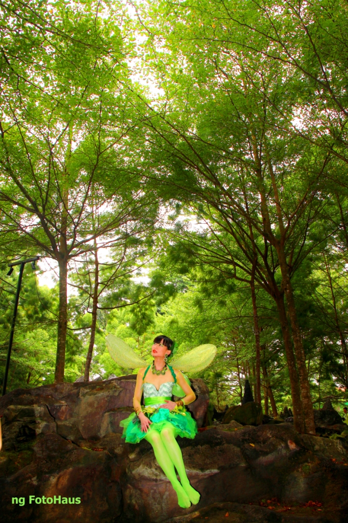 Female model photo shoot of Ng Photography in Botanic Garden