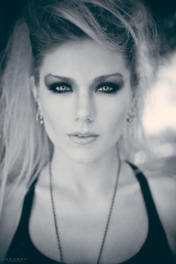 Female model photo shoot of Emily Athena by Jakubek Photography