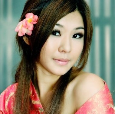 Female model photo shoot of Eleen Chen
