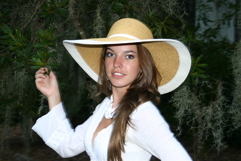 Female model photo shoot of Rachel West