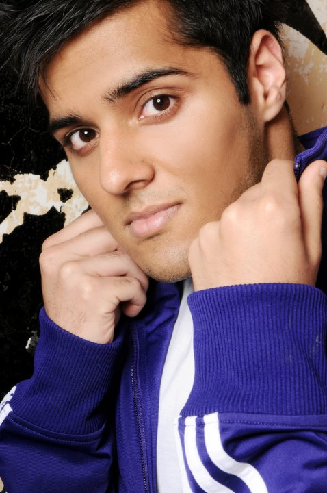 Male model photo shoot of Ravi Gadhia