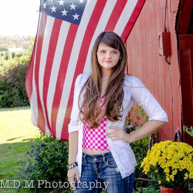 Female model photo shoot of - Courtney Nichole - in Alabama