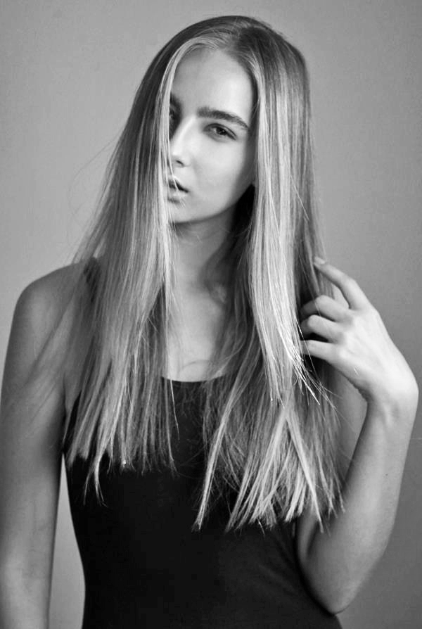 Female model photo shoot of Dagmar
