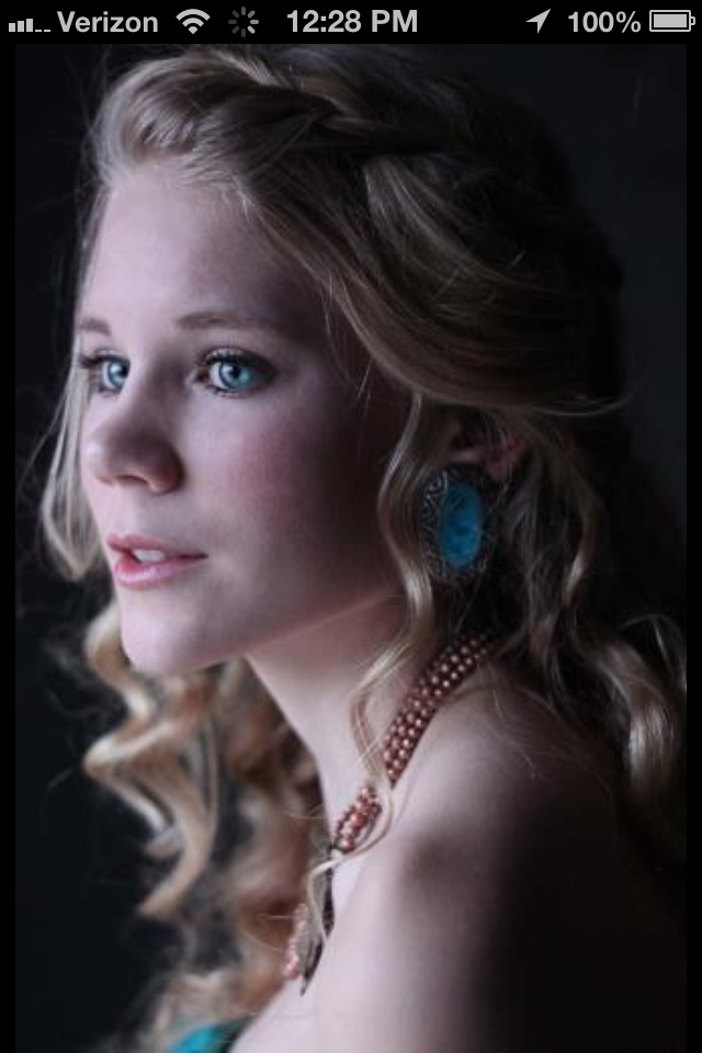 Female model photo shoot of Shaelynn Lucas in Ludington, Michigan
