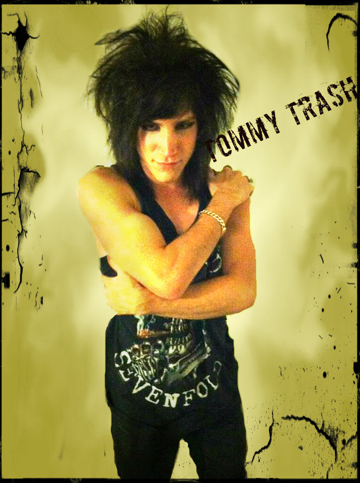 Male model photo shoot of Tommy Trash