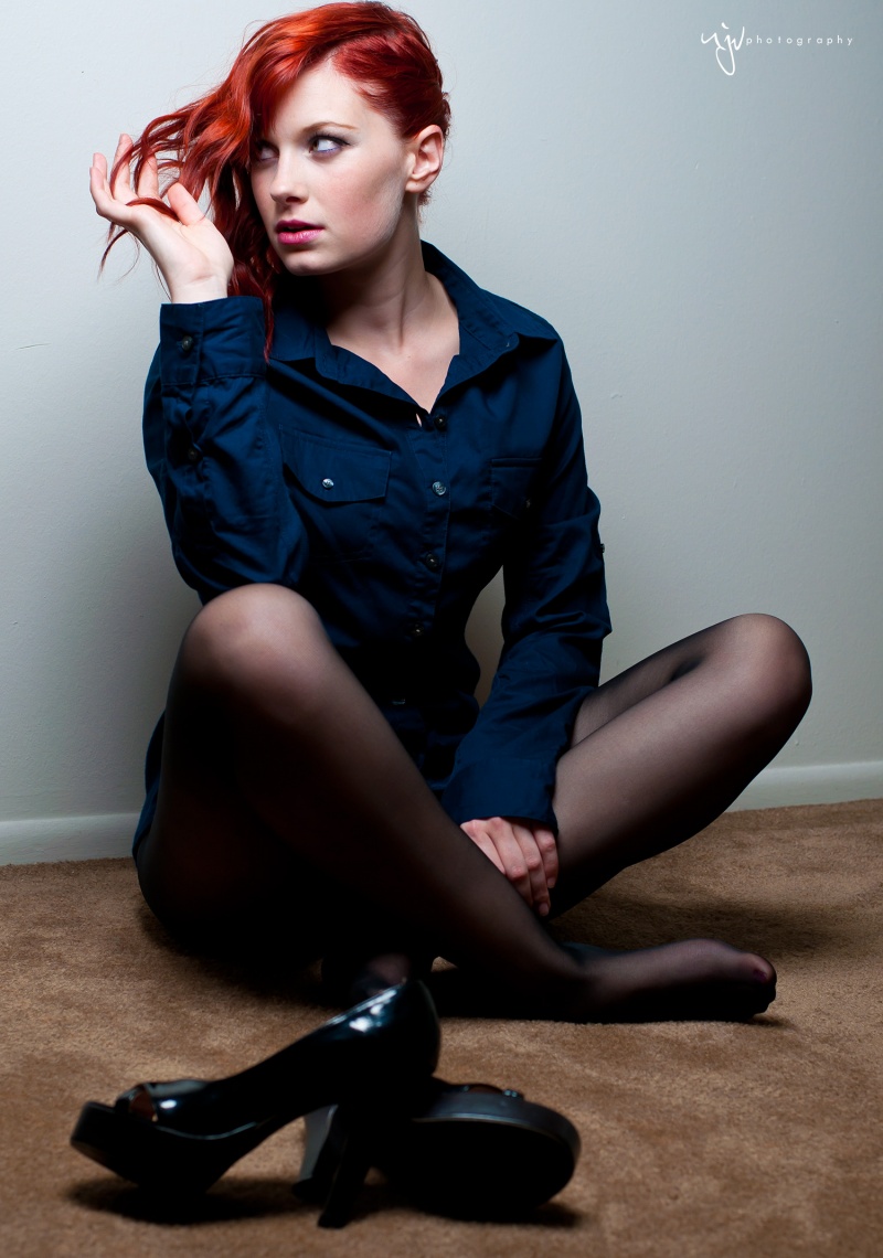 Female model photo shoot of Abigail Burr