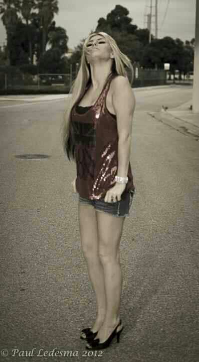 Female model photo shoot of Lindsey Sparx